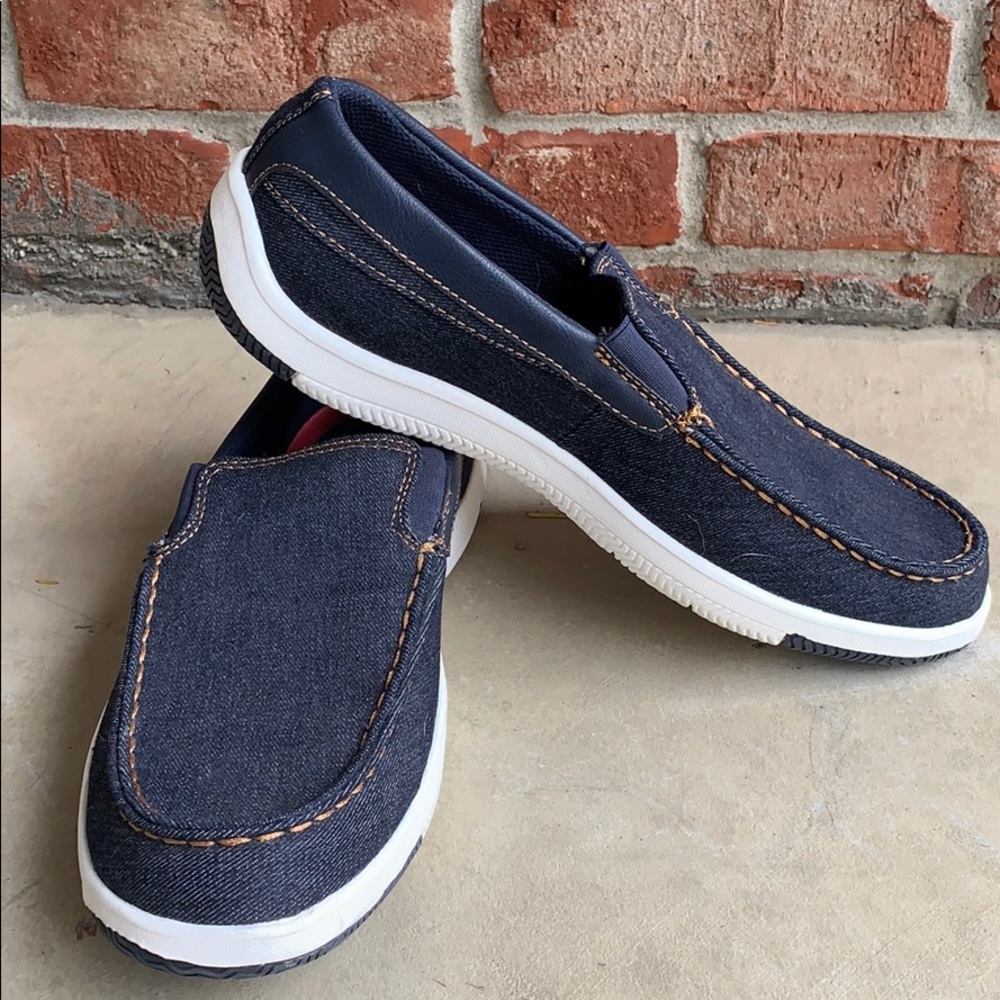 Men’s Levi Slip on loafer style shoe